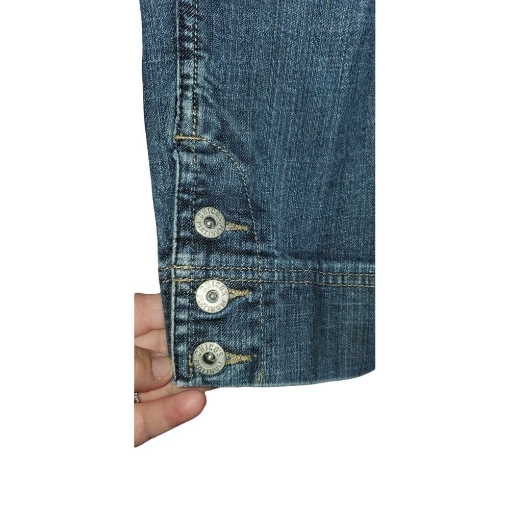 Chico's Denim Bermuda Shorts Size 4 Small 28x20 Stretchy Cuffed Casual Jeans - Picture 2 of 8